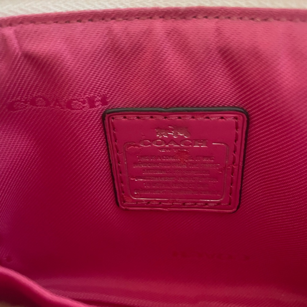 Coach Floral Wristlet in Cream and Pink - Picture 5 of 7